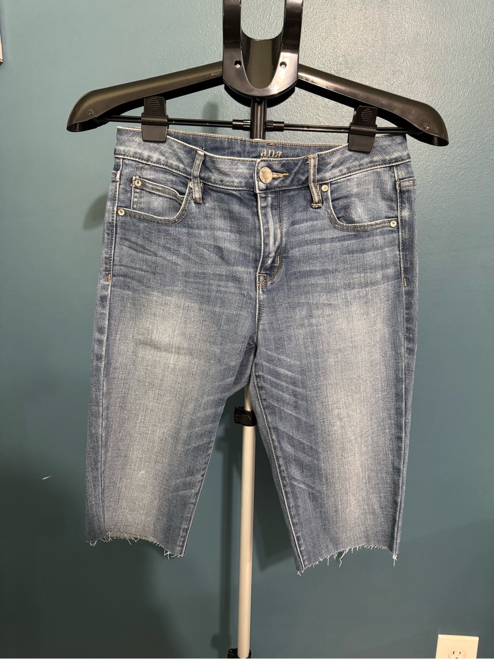 a.n.a Light Blue Cropped Denim Bermudas